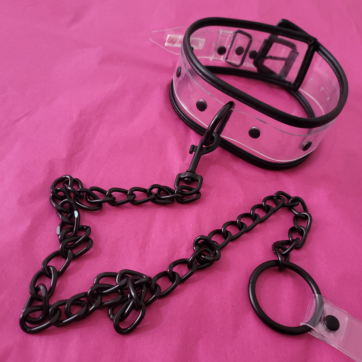 Pvc collar with black trim